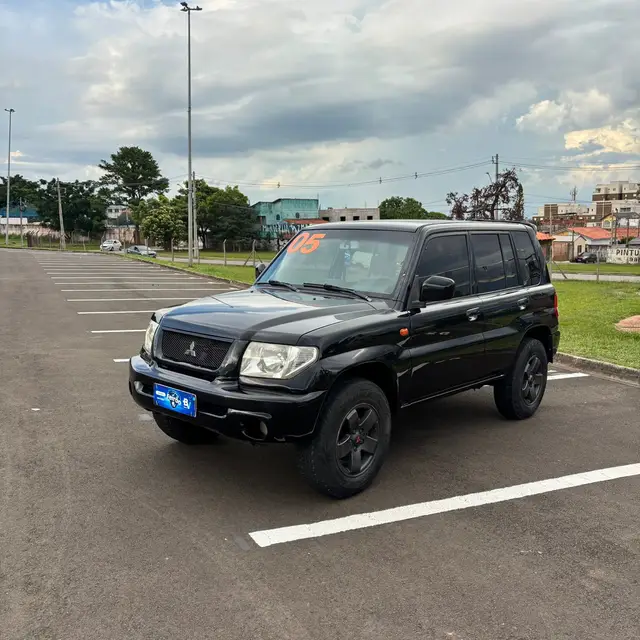 Carro Mitsubishi Pajero TR4 2005 2.0 16V (aut)
