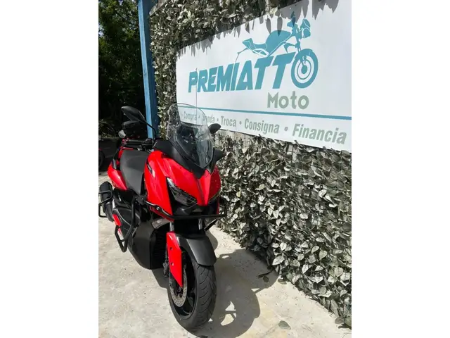Moto Yamaha XMax 2023 ABS
