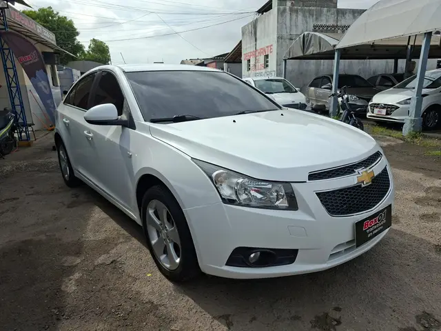 Carro Chevrolet Cruze 2014 LT 1.8 16V Ecotec (Flex)