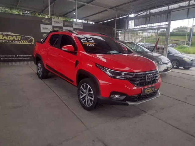 Carro Fiat Strada 2023 Volcano 1.3 CD (Flex)