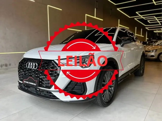 Carro Audi Q3 2023 Performance Black 2.0