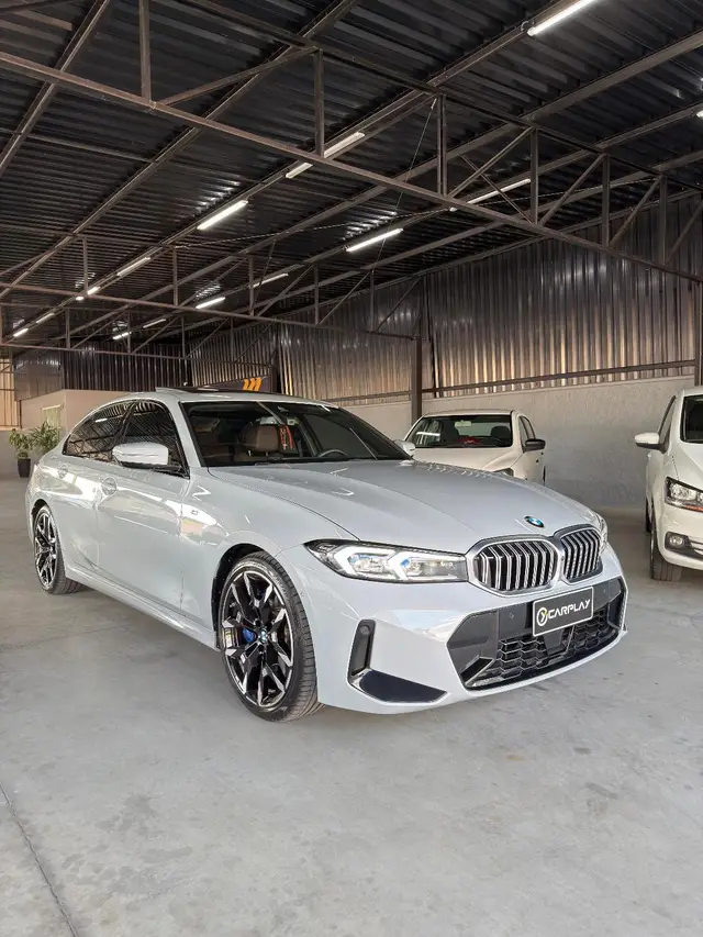 Carro BMW 320i 2026 M Sport 2.0 Turbo (Aut.)