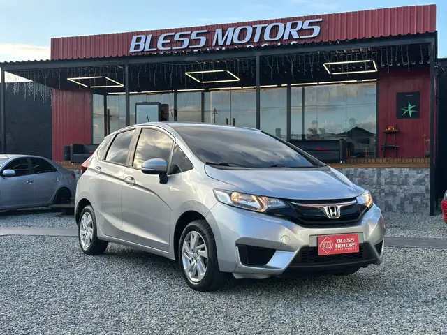 Carro Honda Fit 2016 1.5 16v LX CVT (Flex)