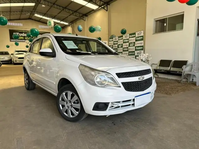 Carro Chevrolet Agile 2012 LT 1.4 8V (Flex)