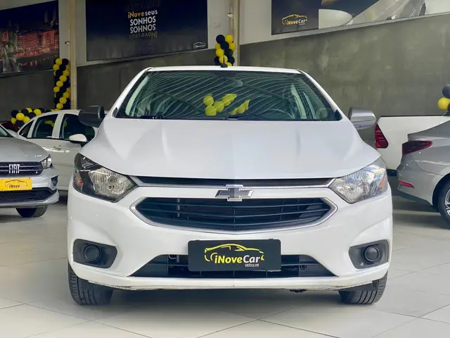 Carro Chevrolet Prisma 2018 1.4 LT SPE/4
