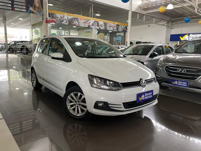 Carro Volkswagen Fox 2021 1.6 MSI Connect (Flex)