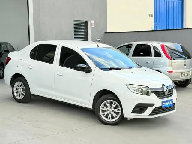 Carro Renault Logan 2024 Zen 1.0