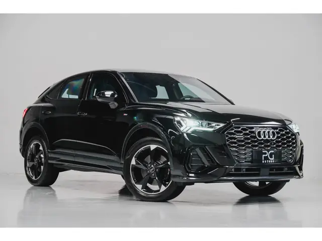 Carro Audi Q3 2022 Perf. Black 2.0 TFSI Tiptr. Quattro