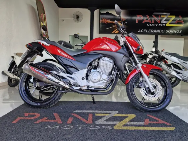 Moto Honda CB 300R 2010 Standard