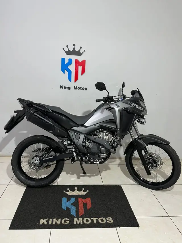 Moto Honda XRE Sahara 300 2025 ABS
