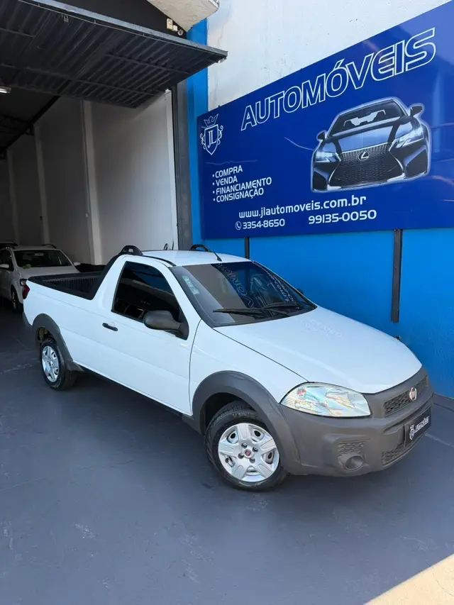 Carro Fiat Strada 2018 Hard Working 1.4 (Flex) (Cabine Simples)