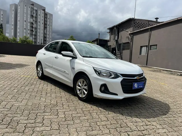 Carro Chevrolet Onix Plus 2022 1.0 LTZ Turbo (Flex)