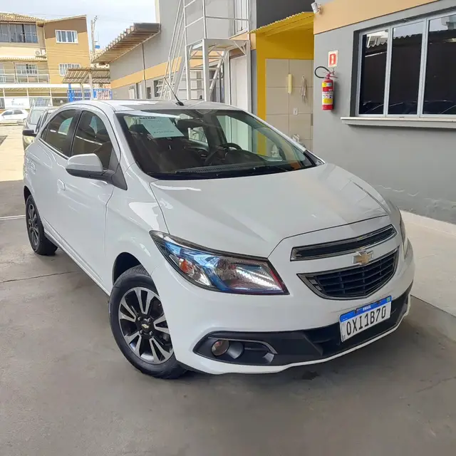 Carro Chevrolet Onix 2015 1.4 LTZ SPE/4