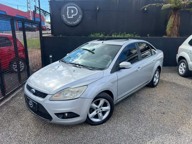 Carro Ford Focus Hatch 2009 Ghia 2.0 16V Duratec (Aut)