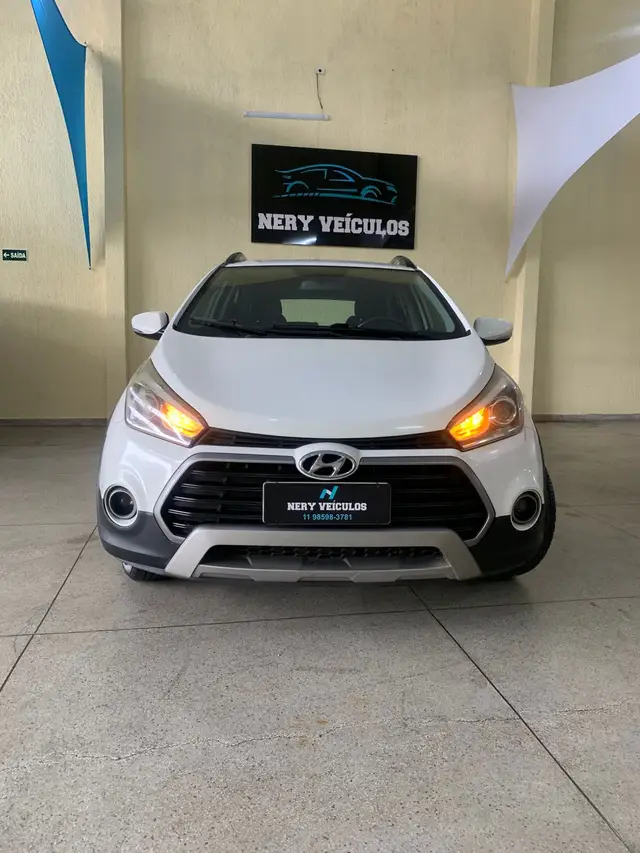 Carro Hyundai HB20X 2018 Premium 1.6 (Aut) (Flex)
