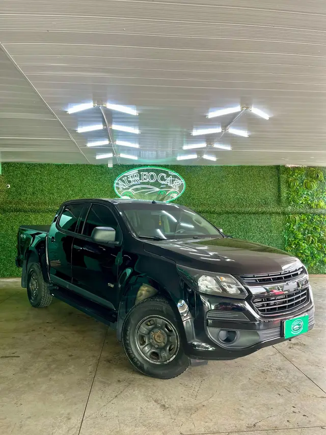 Carro Chevrolet S10 Cabine Simples 2020 S10 2.8 CTDi Chassi Cabine LS 4WD