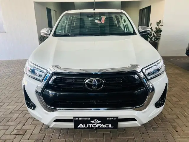 Carro Toyota Hilux Cabine Dupla 2024 SRX 4x4 2.8 Diesel