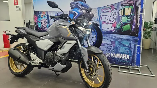Moto Yamaha Fazer FZ15 2026 Connected