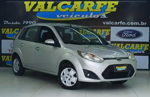 Carro Ford Fiesta Hatch 2014 SE 1.0 RoCam (Flex)