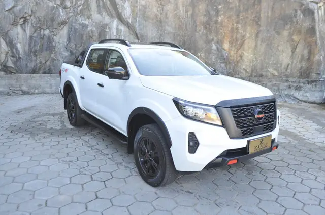 Carro Nissan Frontier 2023 2.3 TD CD PRO-4X 4x4