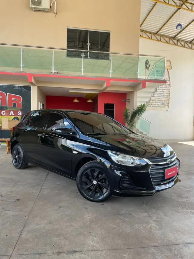 Carro Chevrolet Onix 2022 LT 1.0