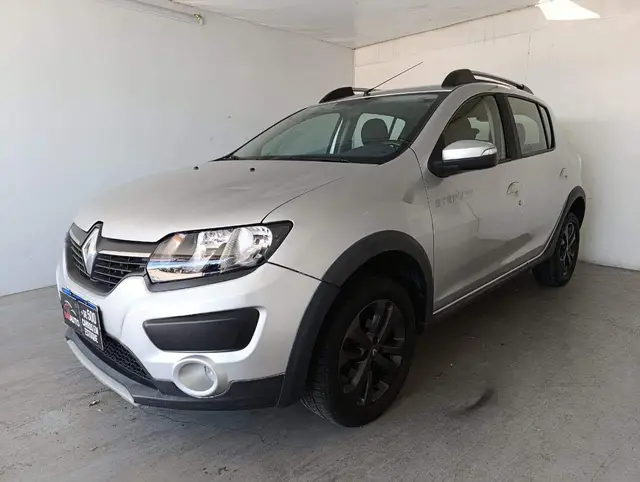 Carro Renault Sandero Stepway 2015 1.6 8V Easy-R (Flex)