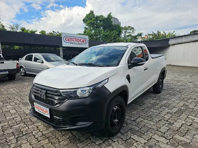 Carro Fiat Strada 2024 Endurance 1.3 Flex 8V CS