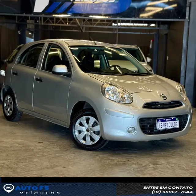 Carro Nissan March 2012 1.0 16V S (Flex)