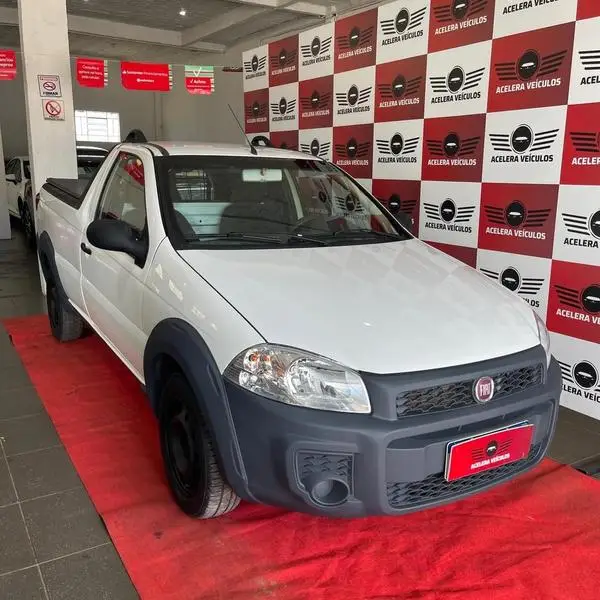 Carro Fiat Strada 2016 Adv. Ext. 1.8 LOCKER Dual.Flex CE