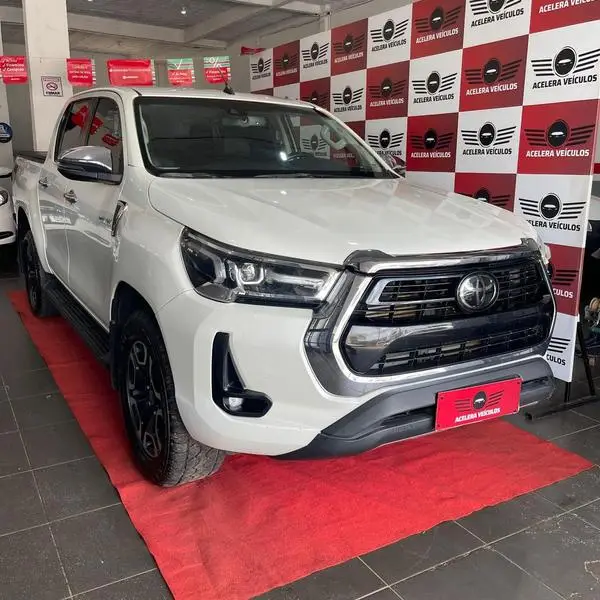 Carro Toyota Hilux Cabine Dupla 2021 SRX 2.8 TDI CD 4x4 (Aut)