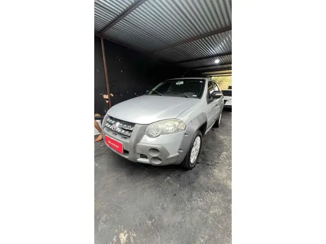 Carro Fiat Palio Weekend 2011 Adventure 1.8 16V Dualogic (Flex)