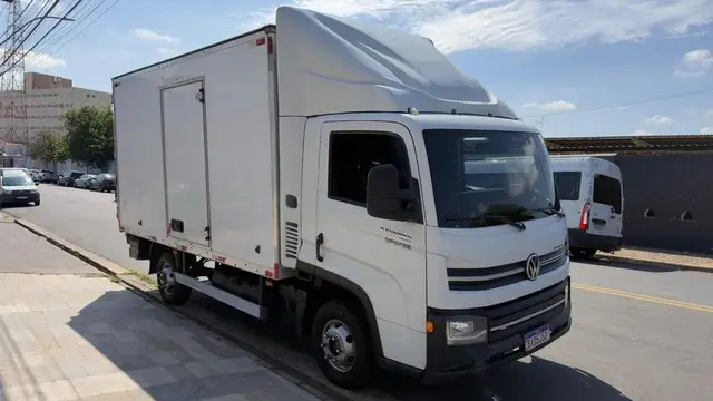 Caminhão Volkswagen Express 2020 DRC 4X2 2p (diesel) (E5)
