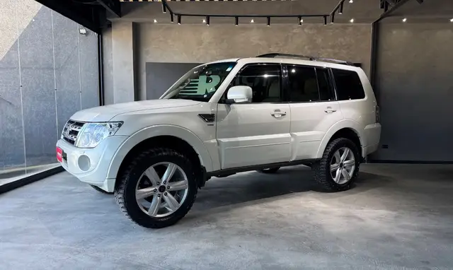 Carro Mitsubishi Pajero Full 2014 3.2 DI-D 5D HPE 4WD