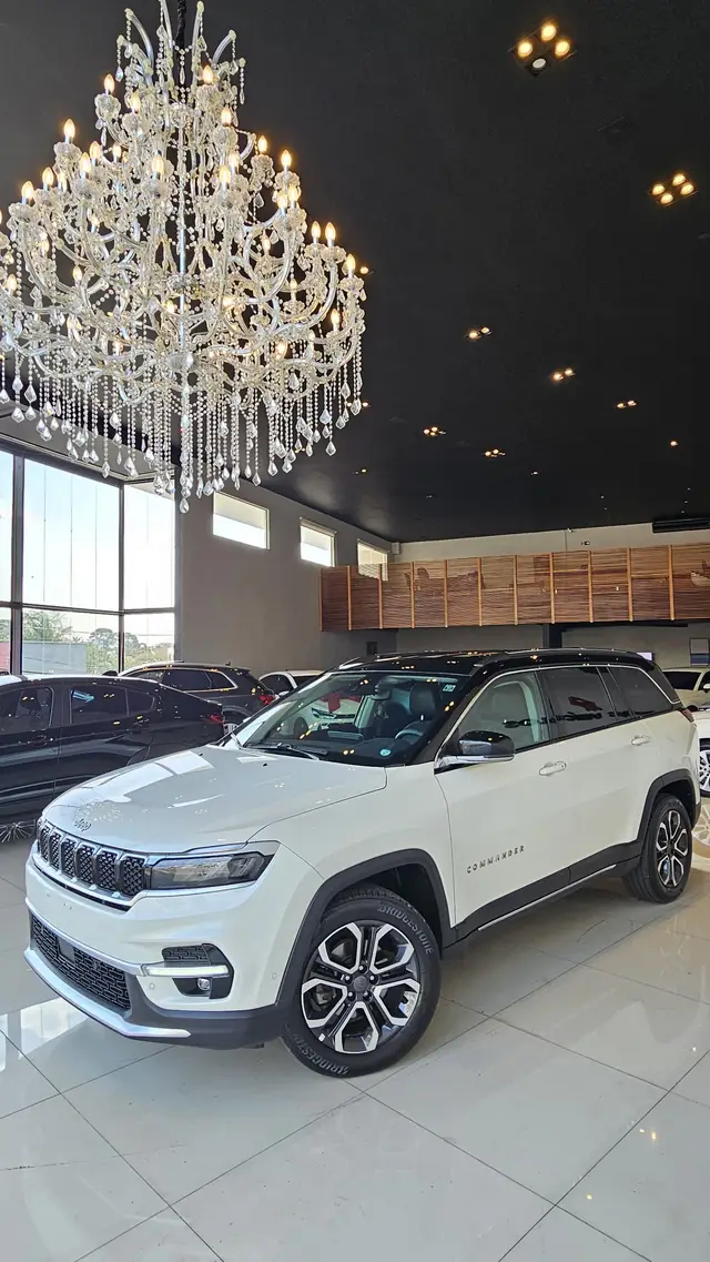 Carro Jeep Commander 2022 Limited T270 (Aut)