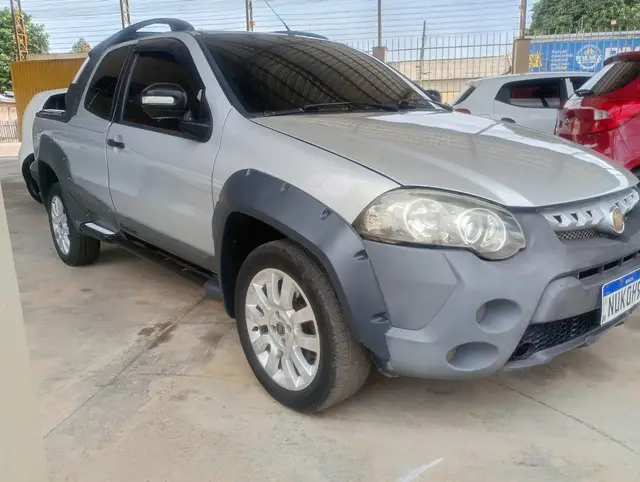 Carro Fiat Strada 2013 Adventure 1.8 16V Dualogic (Flex) (Cabine Dupla)