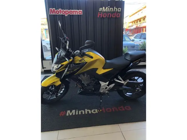 Moto Honda CB 300F Twister 2023 (ABS)