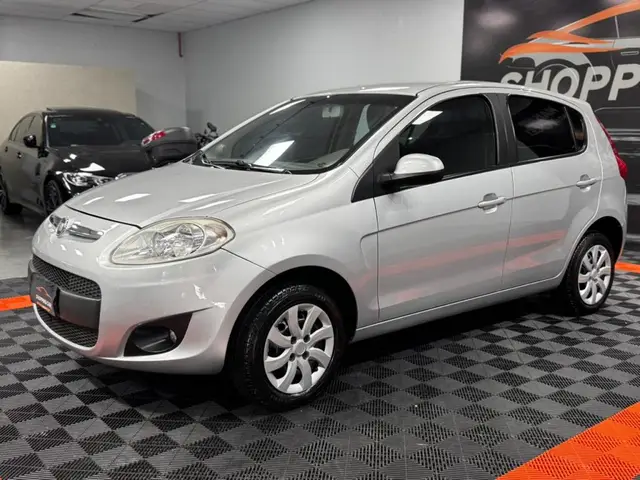 Carro Fiat Palio 2014 Attractive 1.4 8V (Flex)