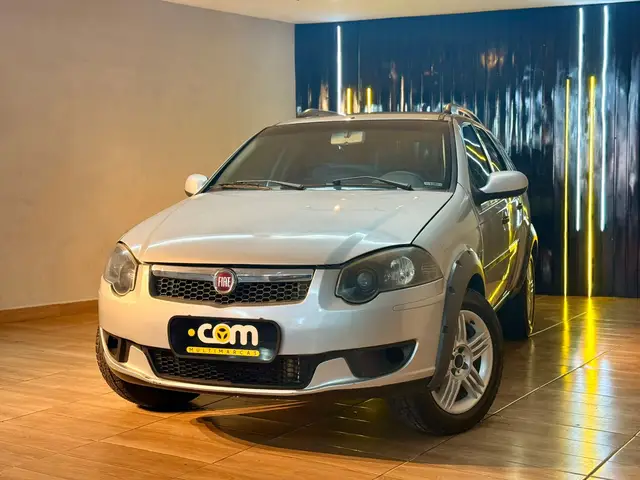 Carro Fiat Weekend 2015 Trekking 1.6 E.torQ (Flex)