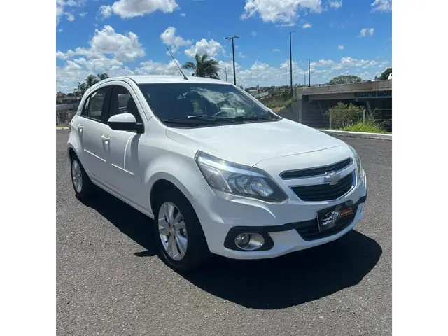 Carro Chevrolet Agile 2014 LTZ 1.4 8V (Flex)