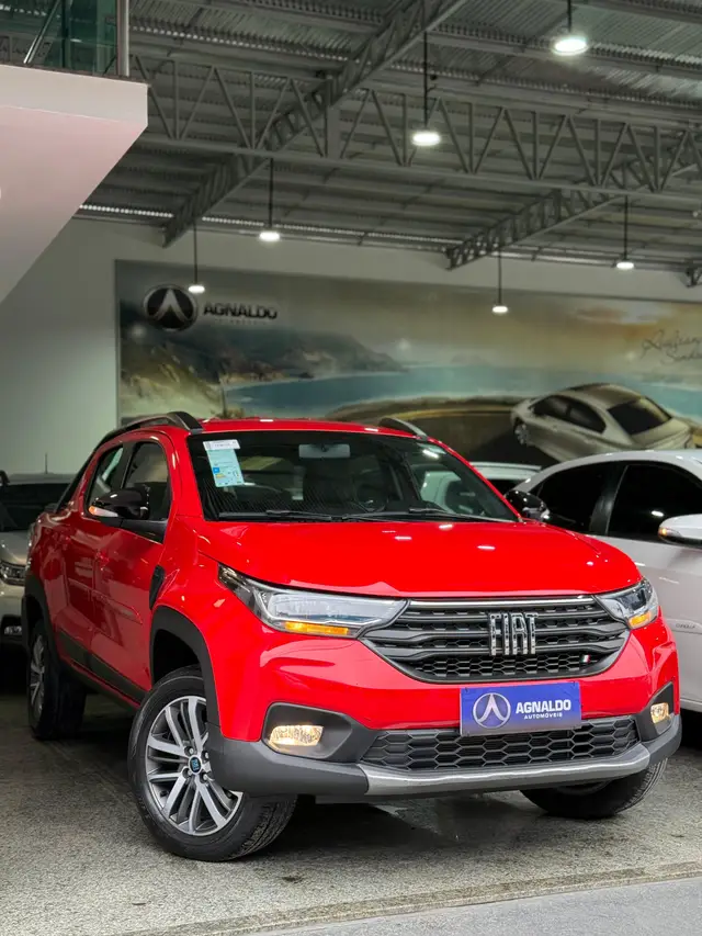 Carro Fiat Strada 2025 Volcano 1.3