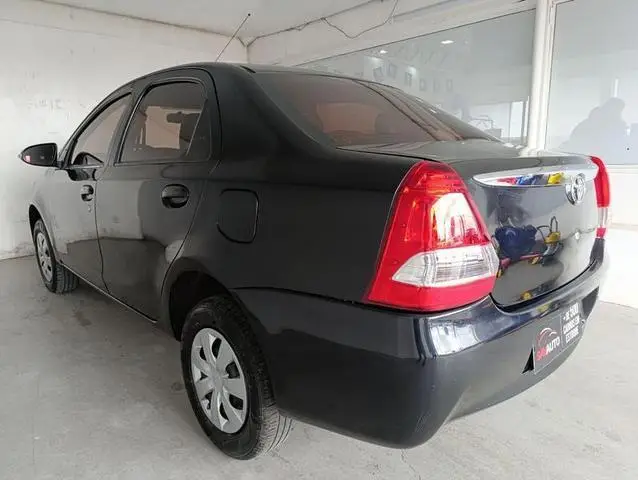 Carro Toyota Etios Sedan 2016 XLS 1.5 (Flex)