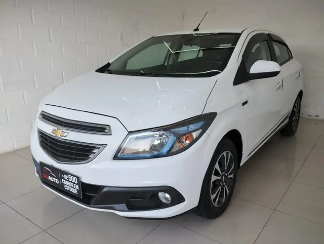 Carro Chevrolet Onix 2015 1.4 LTZ SPE/4 (Aut)