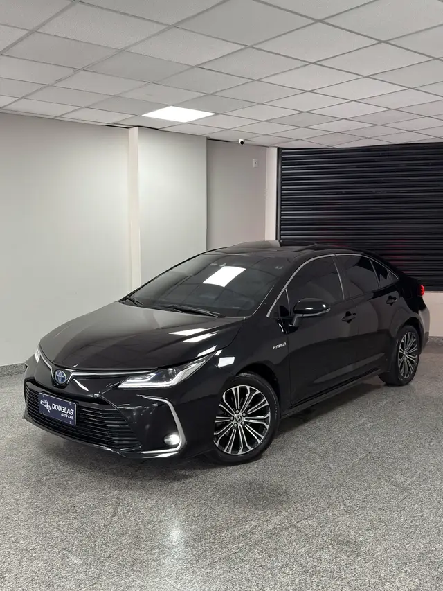 Carro Toyota Corolla 2021 Altis Premium Hybrid 1.8