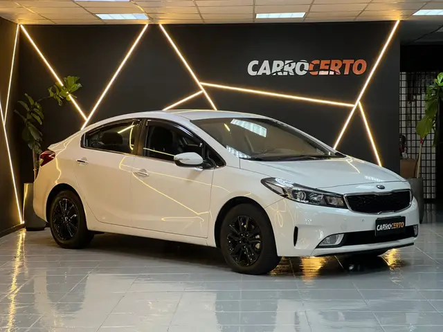 Carro Kia Cerato 2018 SX 1.6 (Aut) (Flex)