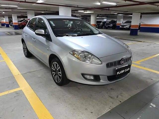 Carro Fiat Bravo 2012 Essence 1.8 16V Dualogic (Flex)