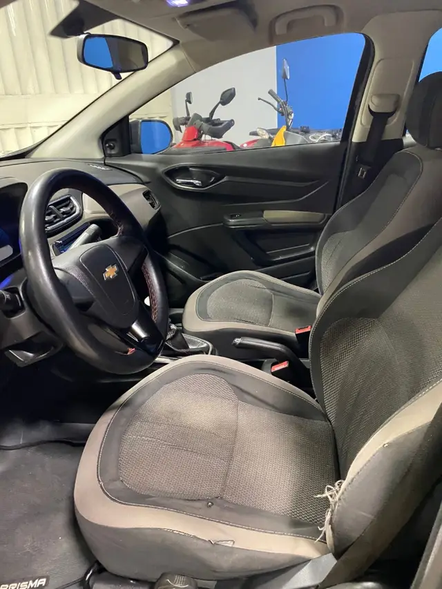 Carro Chevrolet Prisma 2015 1.4 LT SPE/4