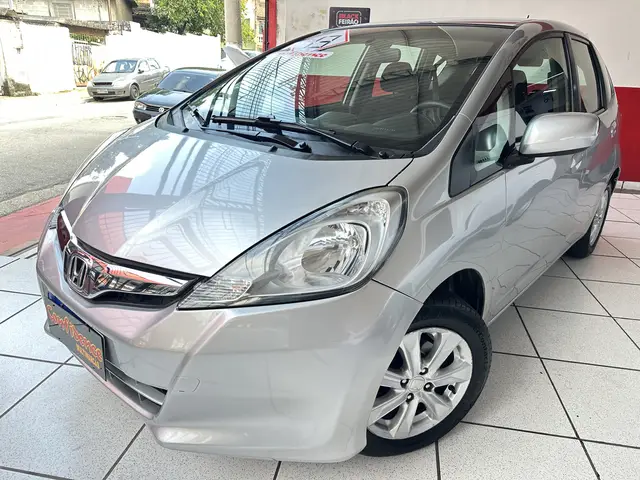 Carro Honda Fit 2013 LX 1.4 (flex)