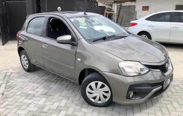 Carro Toyota Etios 2018 XLS 1.5 (Aut) (Flex)