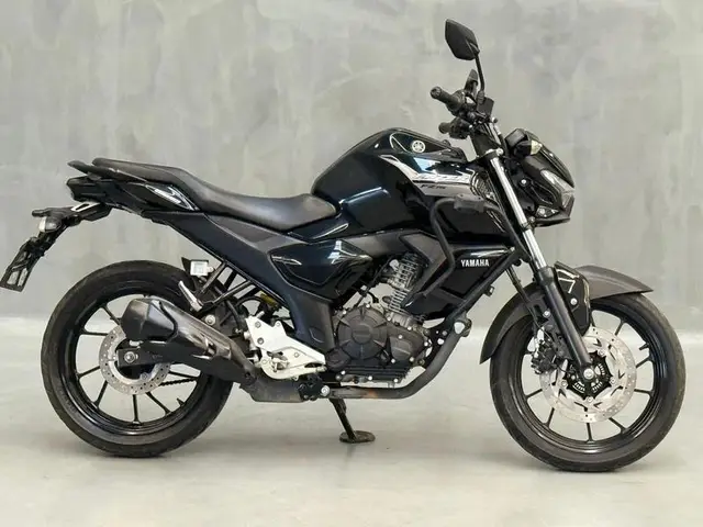 Moto Yamaha Fazer FZ15 2023 ABS