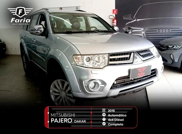 Carro Mitsubishi Pajero Dakar 2015 3.2 HPE 4WD (Aut)